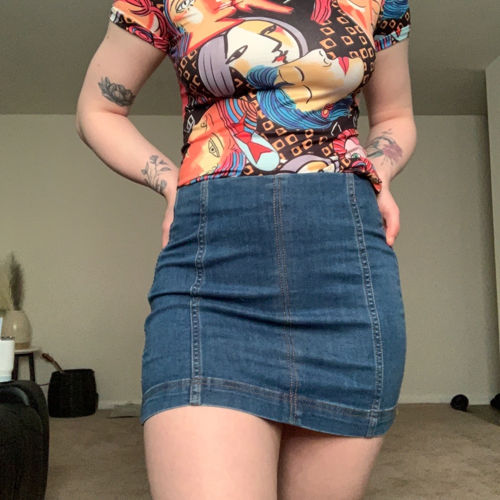 Jean mini skirt